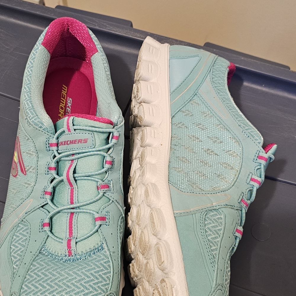 Skechers Mint Green and Hot Pink Slip-On Women’s Athletic Sneakers - Picture 2 of 4